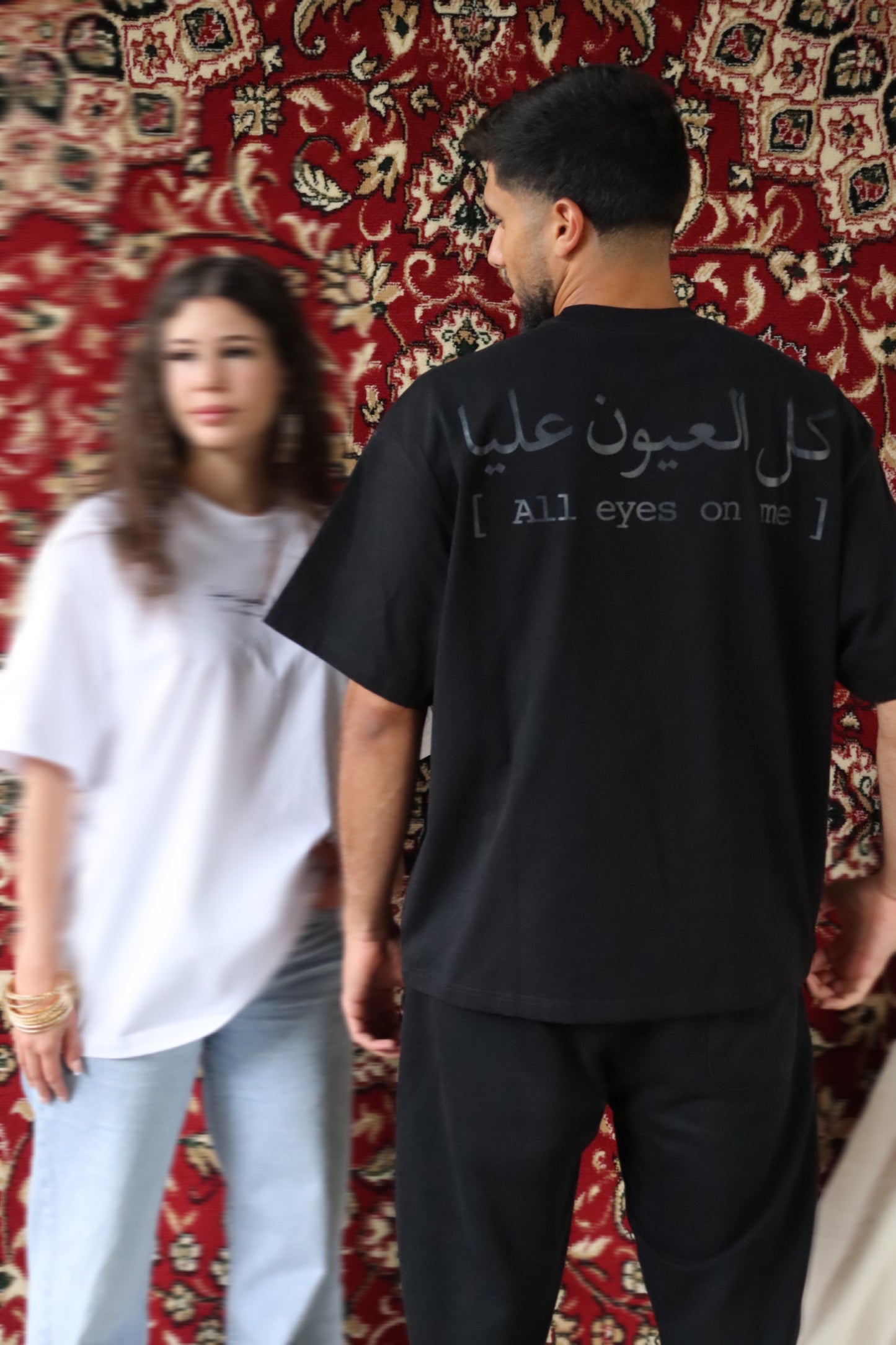 "All eyes on me" Backprint T-Shirt  schwarz | weiss